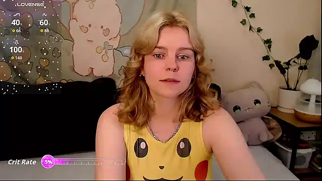 Moona xx online show from 06-19-26, 11:31