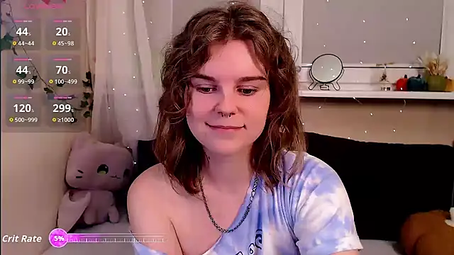 Snapshot of Moona_xx chatting on 10-25-25, 09:26 Moona xx online show from 10-25-25, 09:26