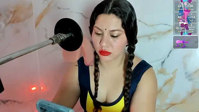 hade cute online show from 06-17-26, 05:23