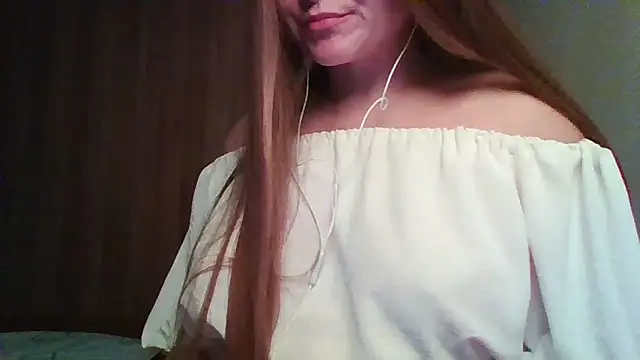 Snapshot of Evasapples chatting on 04-15-26, 08:09 Evasapples online show from 04-15-26, 08:09