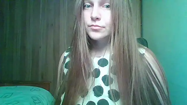 Evasapples online show from 02-08-26, 05:54