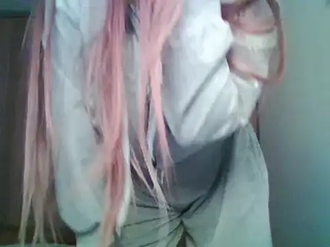 Evasapples online show from 09-22-25, 04:24