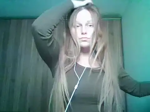 Evasapples online show from 10-25-25, 05:57