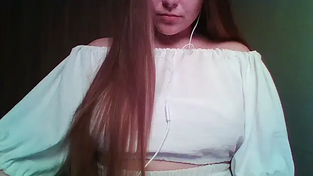 Snapshot of Evasapples chatting on 04-15-26, 07:29 Evasapples online show from 04-15-26, 07:29
