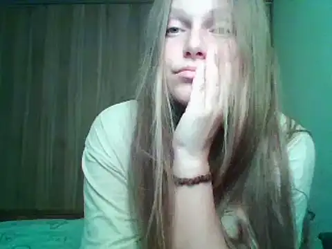 Evasapples online show from 10-23-25, 09:57