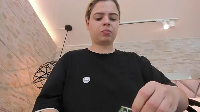 dorothy vegga online show from 01-14-26, 03:43