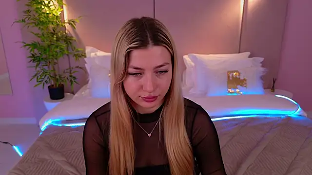 HelenaMorgan online show from 03-21-25, 06:16
