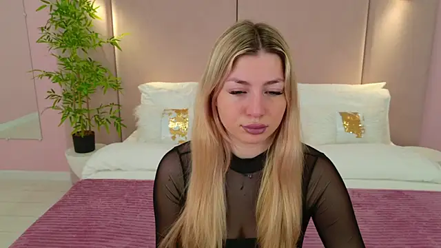 HelenaMorgan online show from 03-14-25, 03:04
