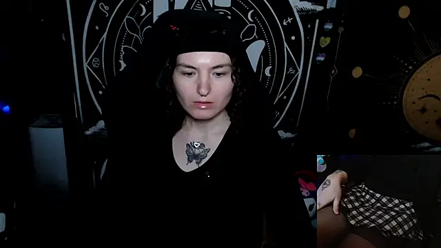 Snapshot of BrandiWRLD_999 chatting on 10-02-25, 08:01 BrandiWRLD 999 online show from 10-02-25, 08:01