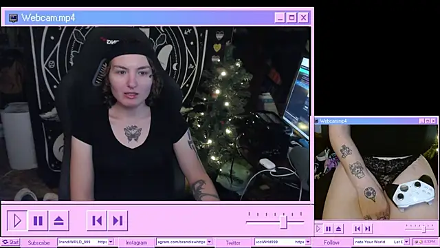 Snapshot of BrandiWRLD_999 chatting on 01-11-25, 12:12 BrandiWRLD 999 online show from 01-11-25, 12:12