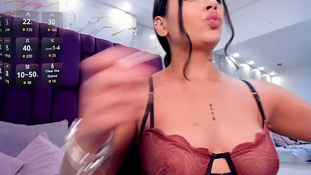 Snapshot of emma_carterr1 chatting on 06-14-26, 11:28 emma carterr1 online show from 06-14-26, 11:28