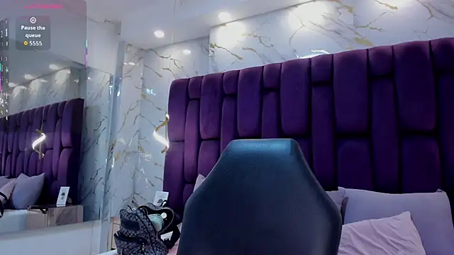 emma carterr1 online show from 05-18-26, 08:02