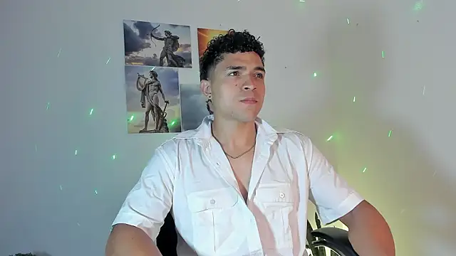 Snapshot of gerson_zt chatting on 02-15-26, 12:00 gerson zt online show from 02-15-26, 12:00