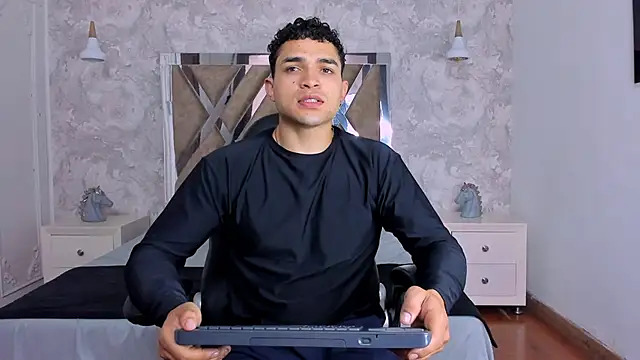 Snapshot of gerson_zt chatting on 10-23-25, 06:39 gerson zt online show from 10-23-25, 06:39