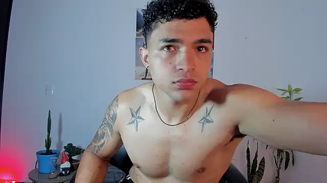 Snapshot of gerson_zt chatting on 02-11-26, 03:01 gerson zt online show from 02-11-26, 03:01