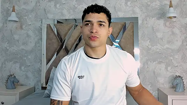 Snapshot of gerson_zt chatting on 10-22-25, 06:40 gerson zt online show from 10-22-25, 06:40