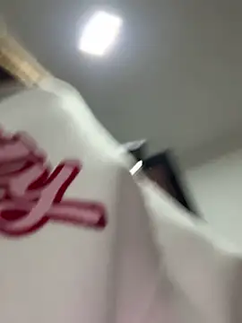 Snapshot of aliisonn_parker26 chatting on 02-13-25, 09:49 aliisonn parker26 online show from 02-13-25, 09:49