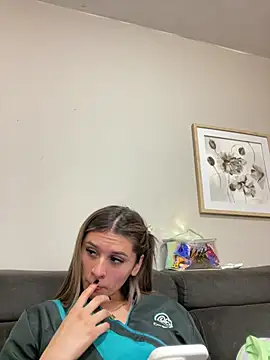 Snapshot of aliisonn_parker26 chatting on 02-26-25, 07:42 aliisonn parker26 online show from 02-26-25, 07:42