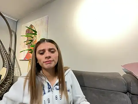 Snapshot of aliisonn_parker26 chatting on 03-04-25, 10:05 aliisonn parker26 online show from 03-04-25, 10:05