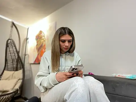 Snapshot of aliisonn_parker26 chatting on 03-02-25, 02:08 aliisonn parker26 online show from 03-02-25, 02:08