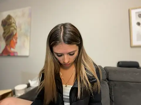 Snapshot of aliisonn_parker26 chatting on 03-03-25, 11:24 aliisonn parker26 online show from 03-03-25, 11:24