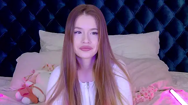 Snapshot of MilanaBalmain chatting on 02-25-25, 10:48 MilanaBalmain online show from 02-25-25, 10:48