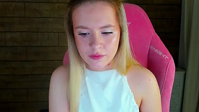 MilanaBalmain online show from 03-02-26, 05:19