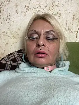 Gardener of Illusions online show from 10-23-25, 04:11