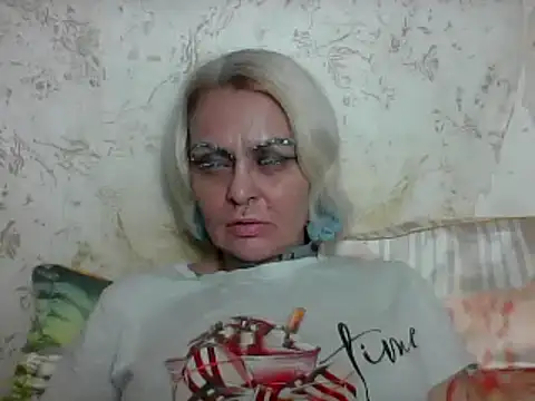 Snapshot of Gardener_of_Illusions chatting on 06-01-26, 03:44 Gardener of Illusions online show from 06-01-26, 03:44