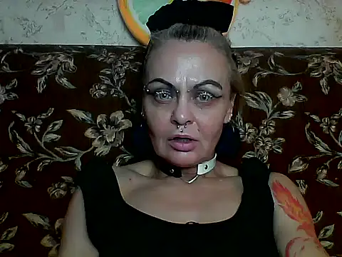 Snapshot of Gardener_of_Illusions chatting on 05-16-26, 10:36 Gardener of Illusions online show from 05-16-26, 10:36