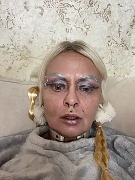 Gardener of Illusions online show from 09-21-25, 09:42