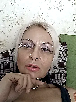 Gardener of Illusions online show from 10-24-25, 04:28