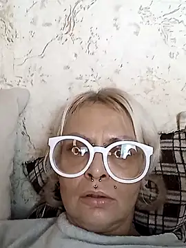 Gardener of Illusions online show from 11-04-25, 06:28