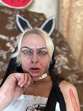 Gardener of Illusions online show from 04-11-26, 04:20