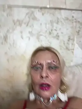 Gardener of Illusions online show from 04-05-26, 02:29