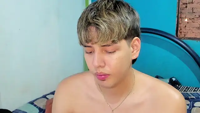 zackmontieel online show from 12-19-24, 03:51