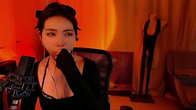 siji kiki online show from 03-18-26, 12:51