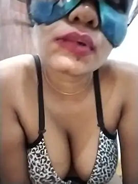 Zaraangle online show from 06-19-26, 05:08
