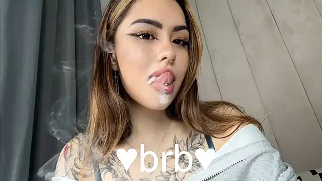 baby  kim online show from 11-19-25, 07:14