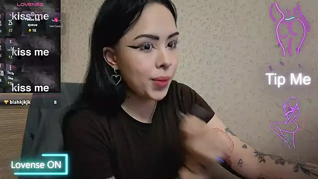 baby  kim online show from 02-15-26, 05:34