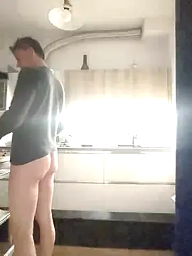 Snapshot of Coolandgang chatting on 02-17-26, 04:54 Coolandgang online show from 02-17-26, 04:54