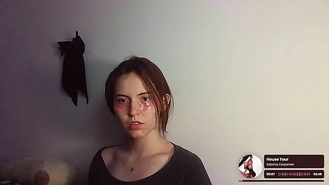 cherrybom969 online show from 11-10-25, 11:43