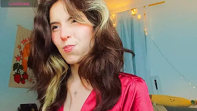 cherrybom969 online show from 02-18-25, 04:04
