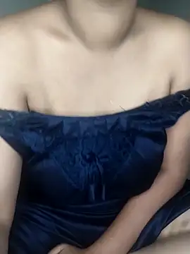 Snapshot of Sexy-Shalinii chatting on 03-06-25, 12:43 Sexy-Shalinii online show from 03-06-25, 12:43