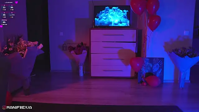 ManiFreyja online show from 02-27-25, 06:53