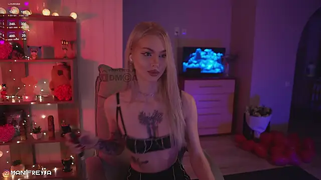 ManiFreyja online show from 03-12-25, 08:20