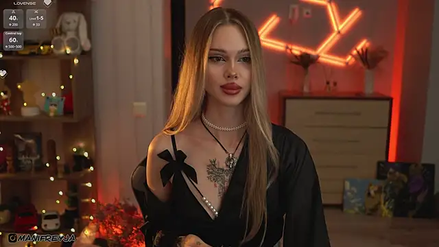 ManiFreyja online show from 11-19-25, 08:53