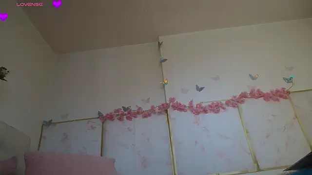 Snapshot of Madysson_leee chatting on 06-07-26, 02:33 Madysson leee online show from 06-07-26, 02:33