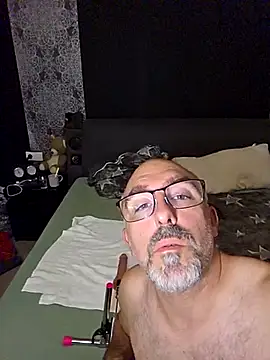 Crosss-23cm online show from 10-19-25, 04:43