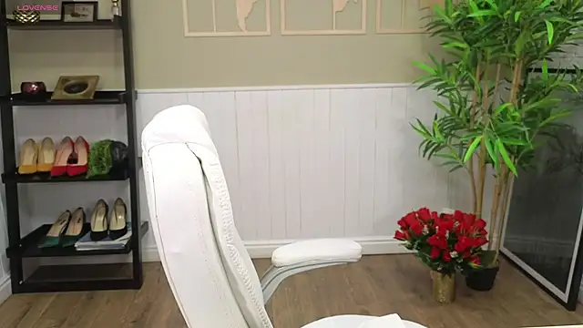 LadyLeea online show from 03-11-25, 05:35